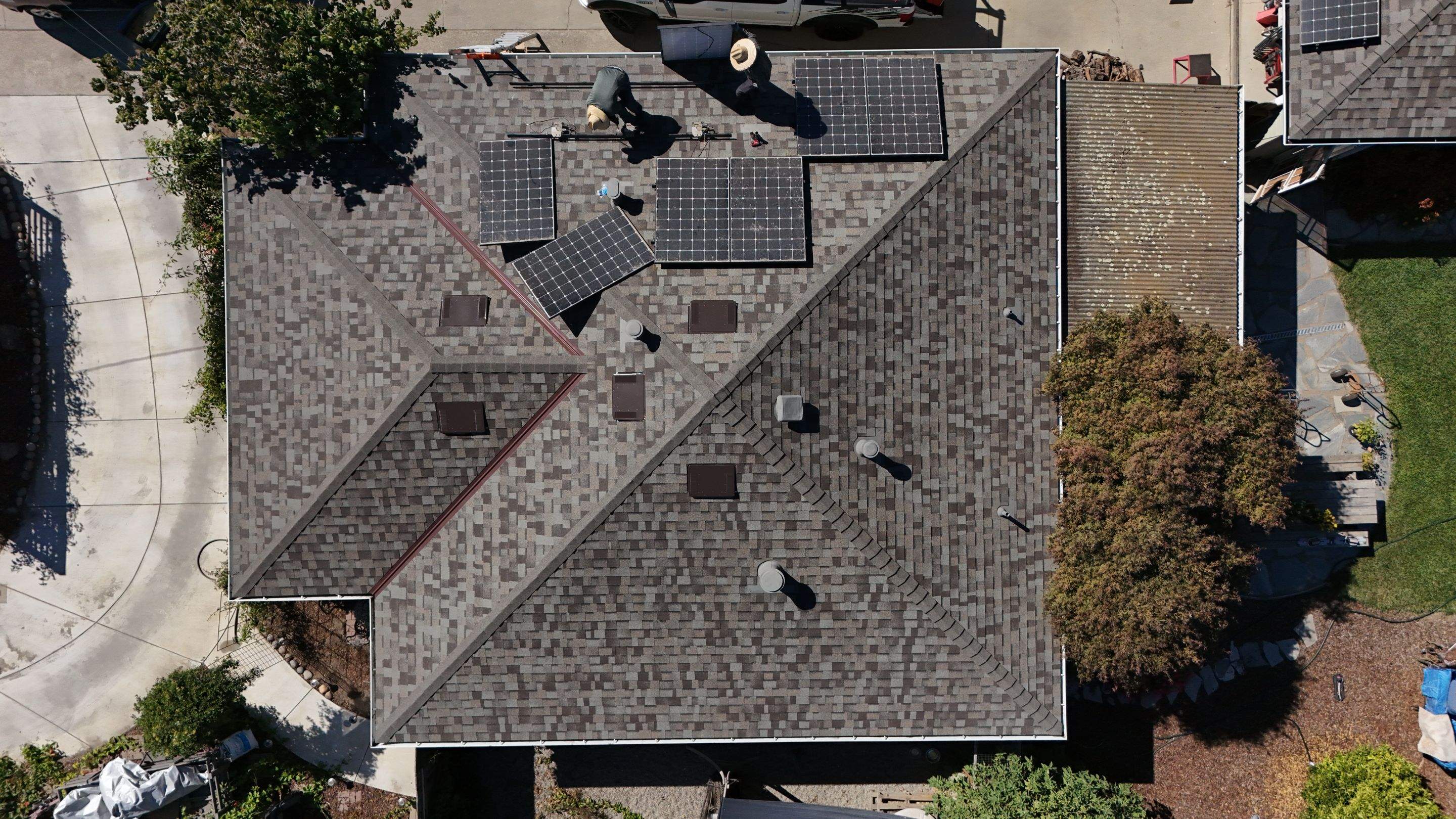 Duration Cool shingle close up detail Santa Cruz
